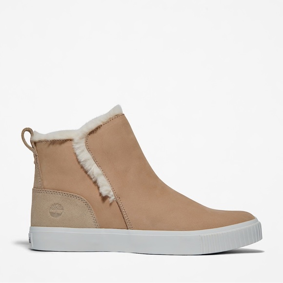 Timberland Women's Tan and White Skyla bay pull-on boot - Picture 1 of 7